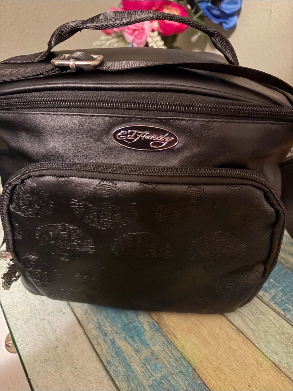 Ed Hardy Black Carry Case with Embossed Tiger Logo!! LSU!! Great for Fans of LSU